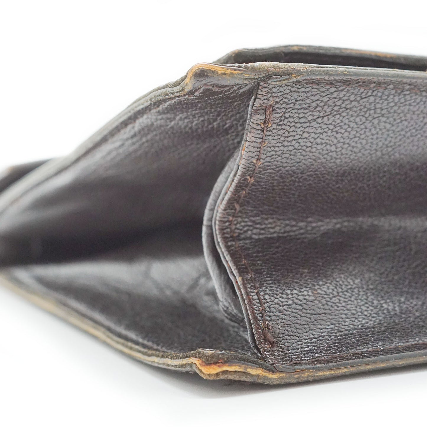 Vintage Cut-out Trim Shoulder Bag