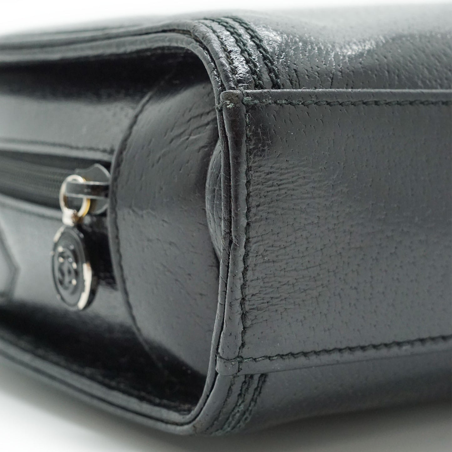 Vintage Zip-Around Shoulder Bag