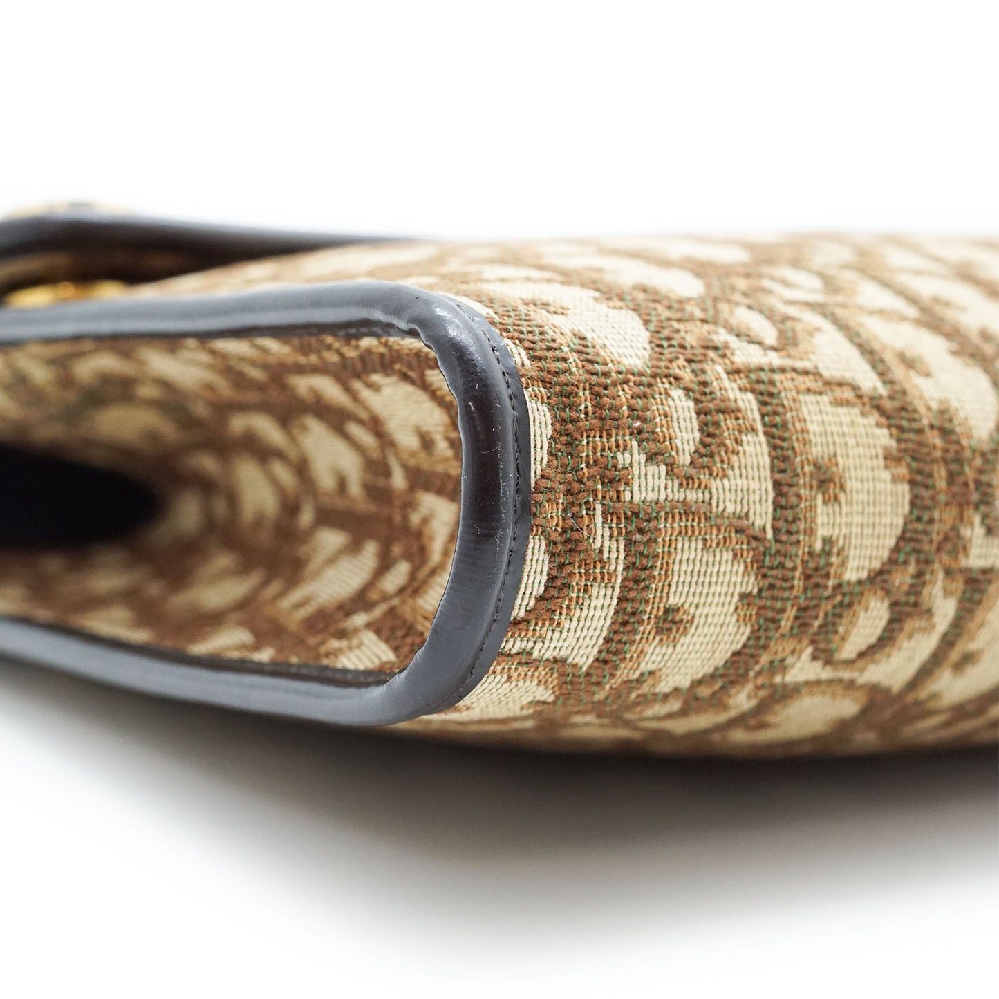 Vintage Trotter Shoulder Bag
