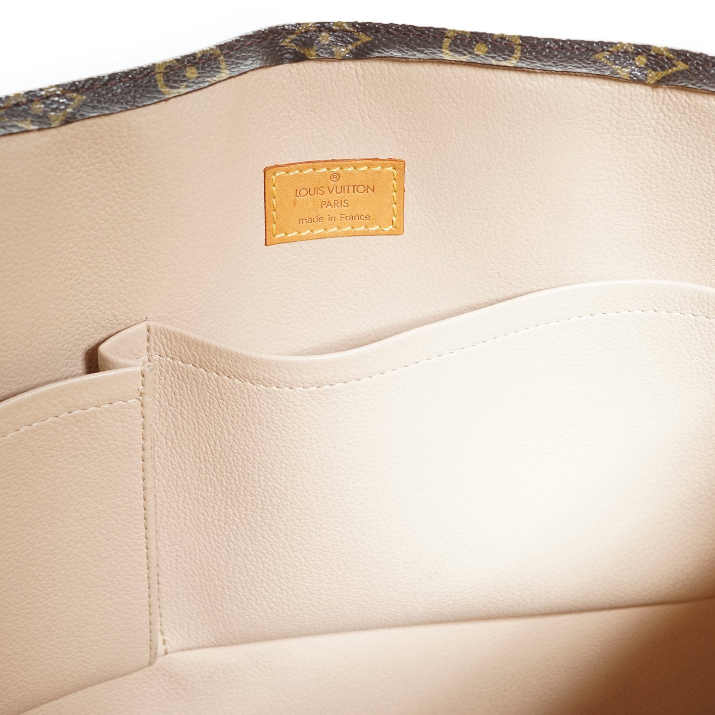Monogram Sac Plat
