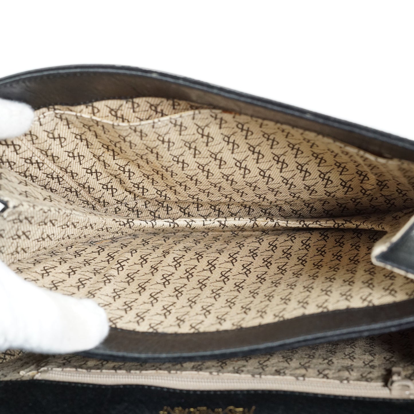 Vintage Y-Detail Rounded Shoulder Bag