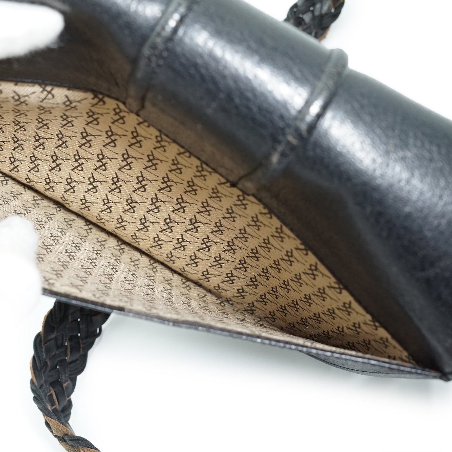 Vintage Y-Detail Rounded Shoulder Bag