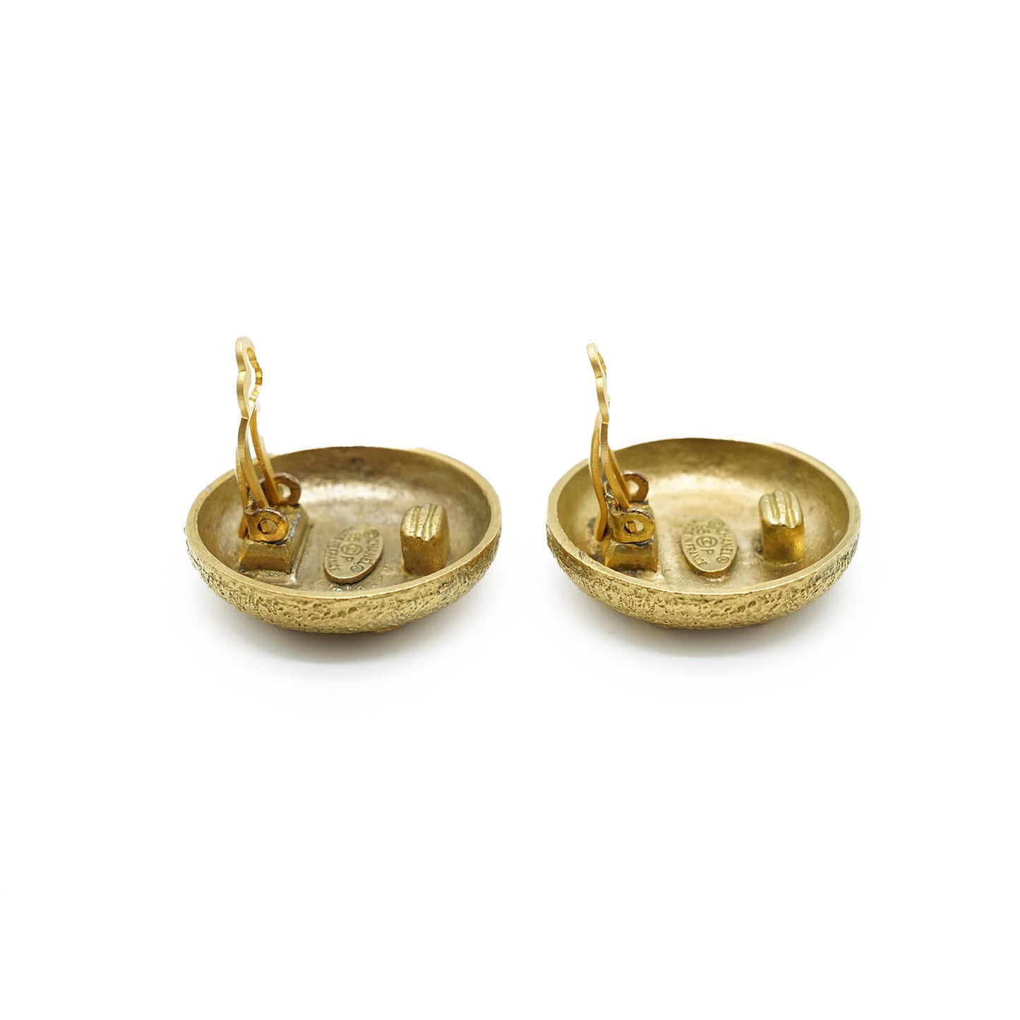 CC Logo Textured Button Clip-on Earrings GP