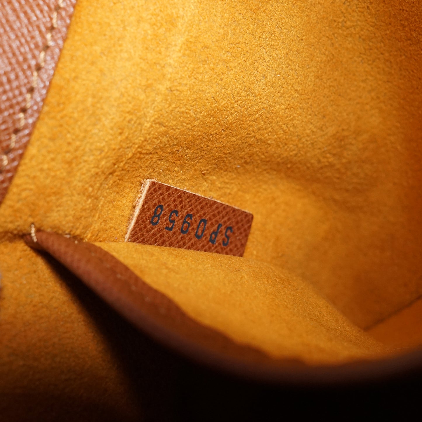 Monogram Musette Tango