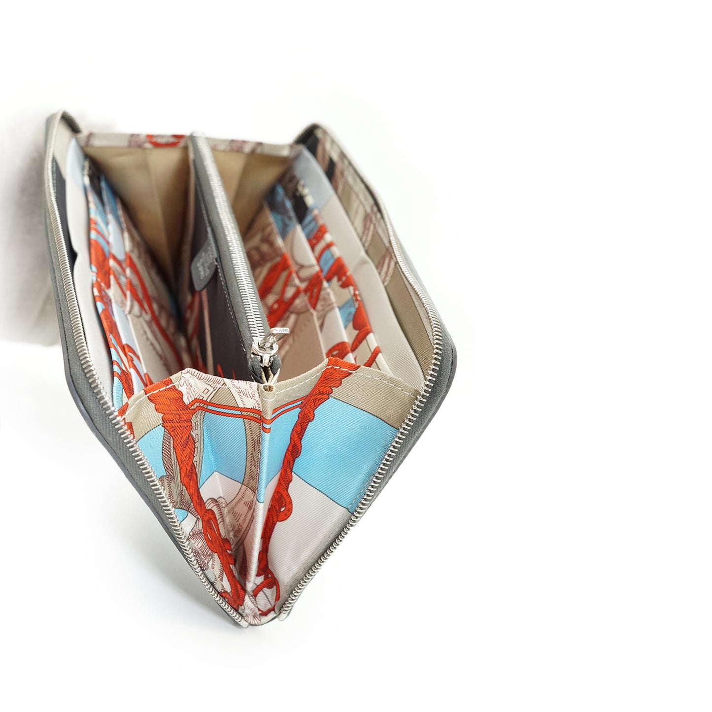 Evercolor Gris Misty Della Cavalleria Azap Silk-in Long Wallet