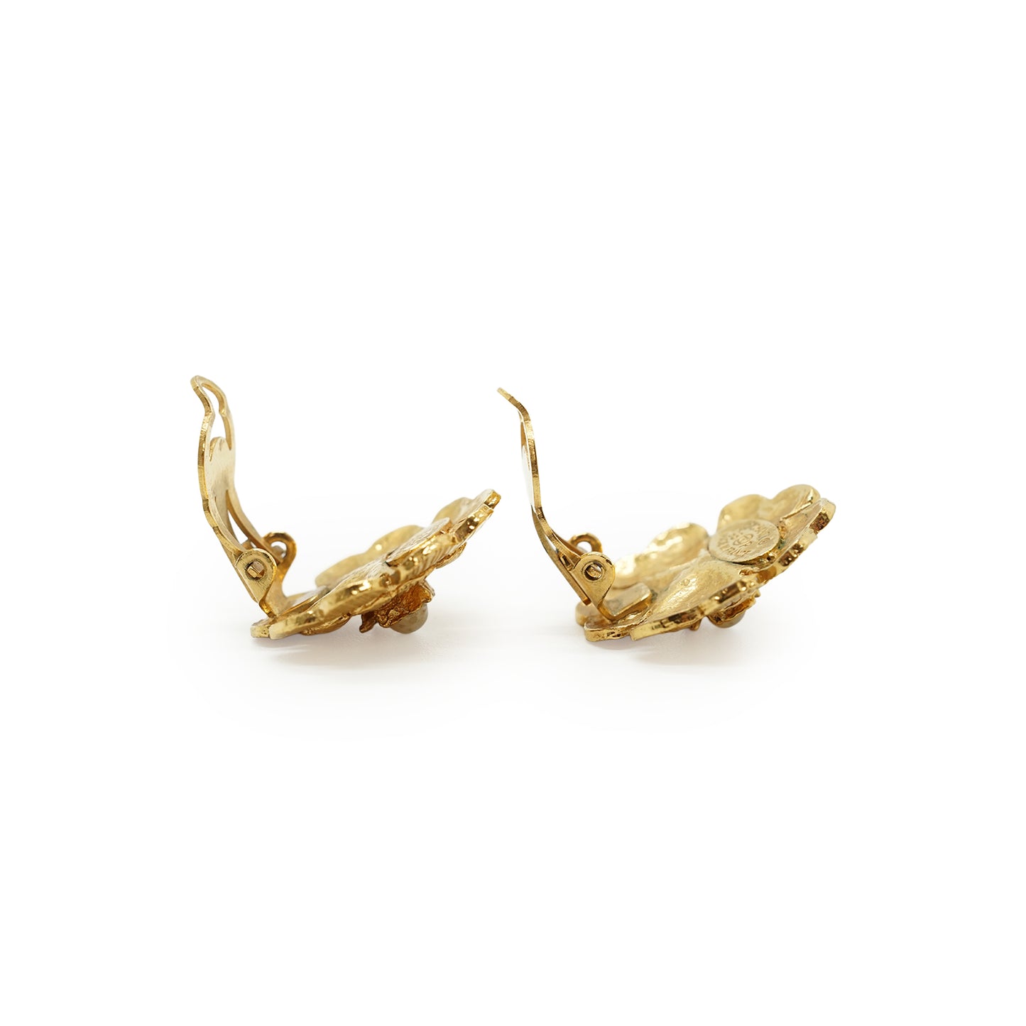 Camellia Pearl Clip-on Earrings GP