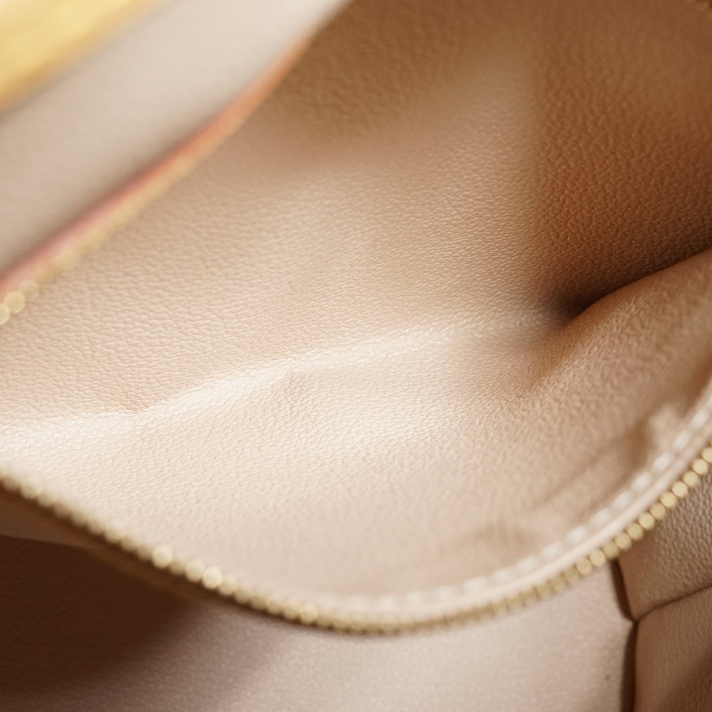 Monogram Marais Bucket PM