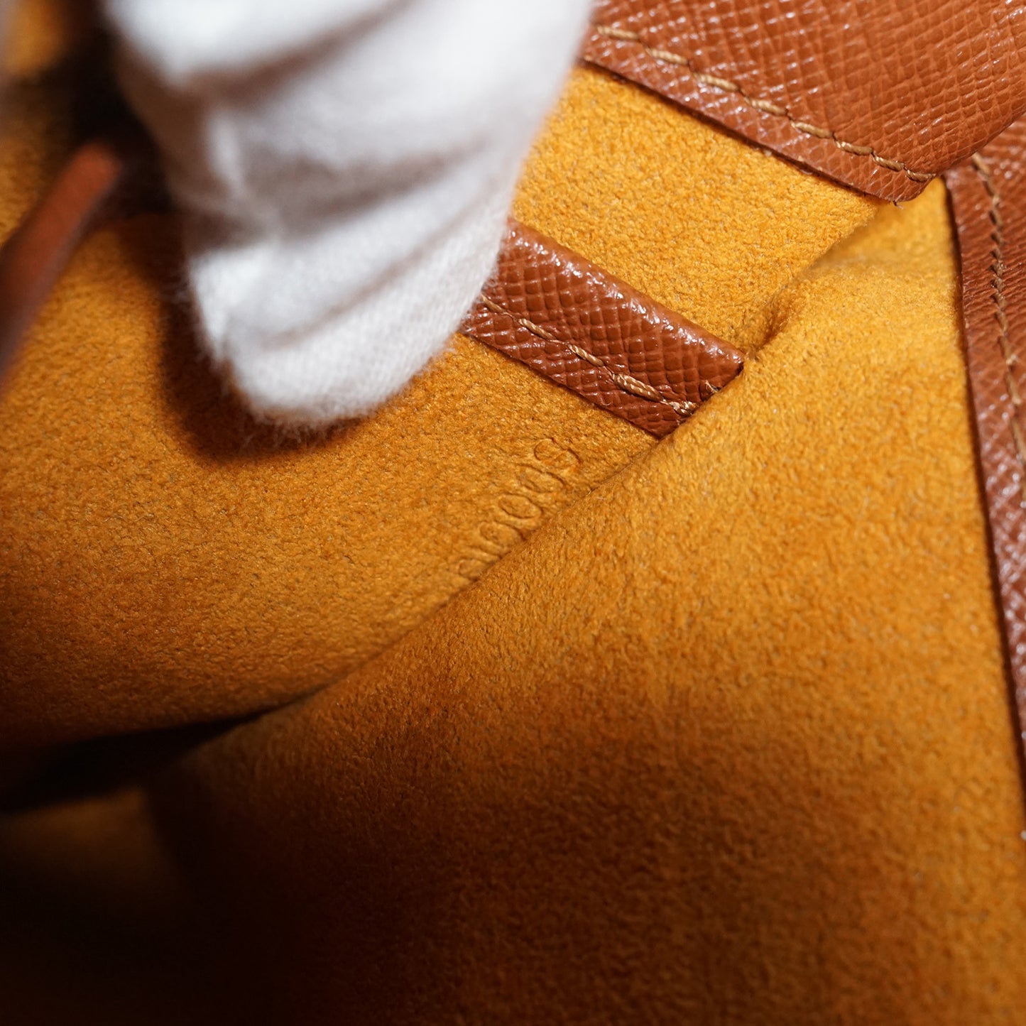 Monogram Musette Tango