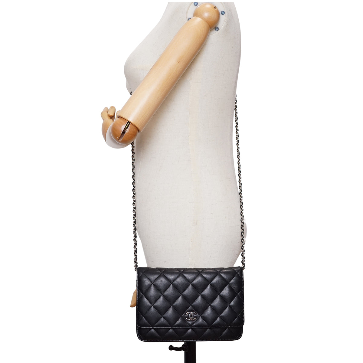 Lambskin Classic Matelasse Wallet-on-Chain