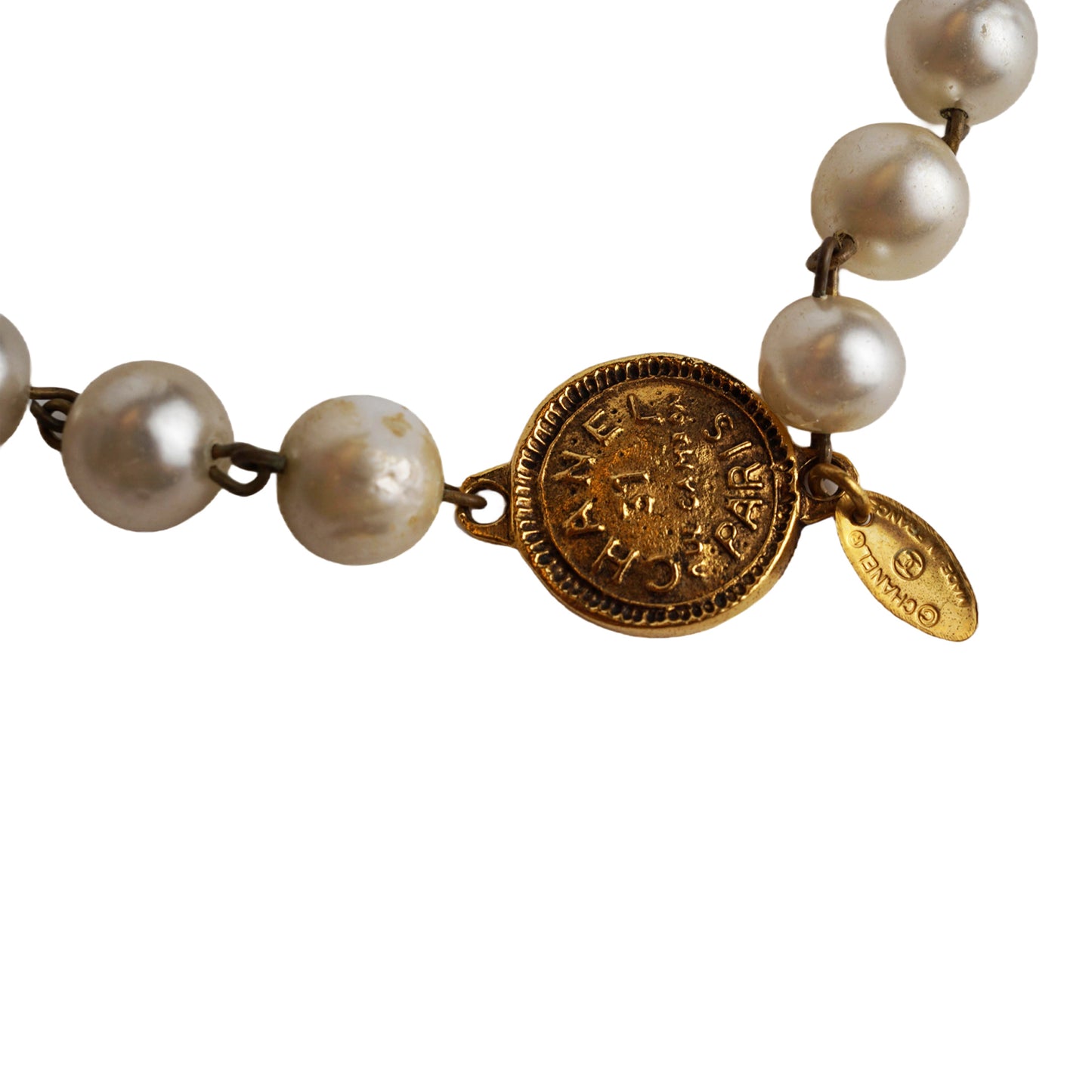 Artificial Pearl Necklace