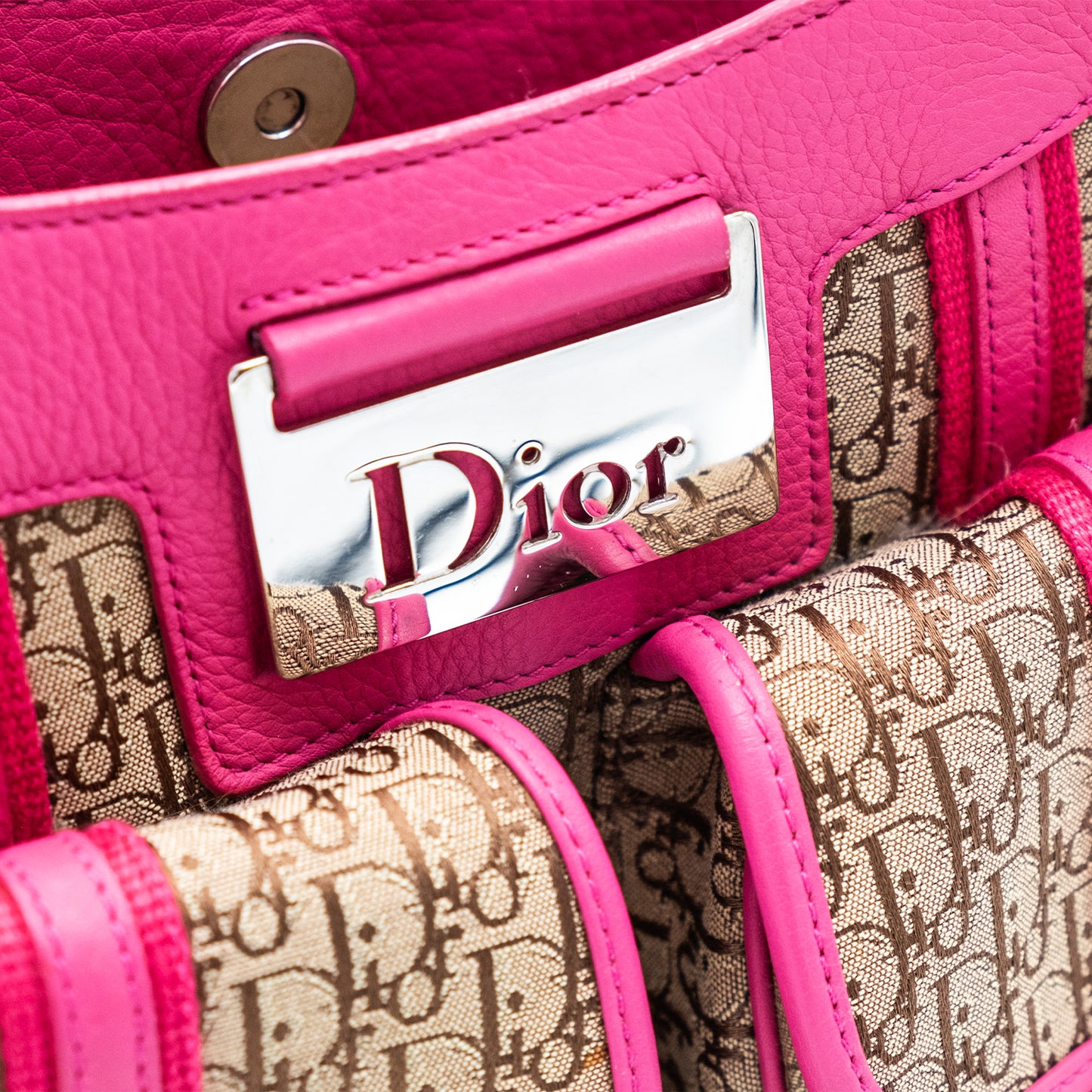 Trotter Street Tote Bag