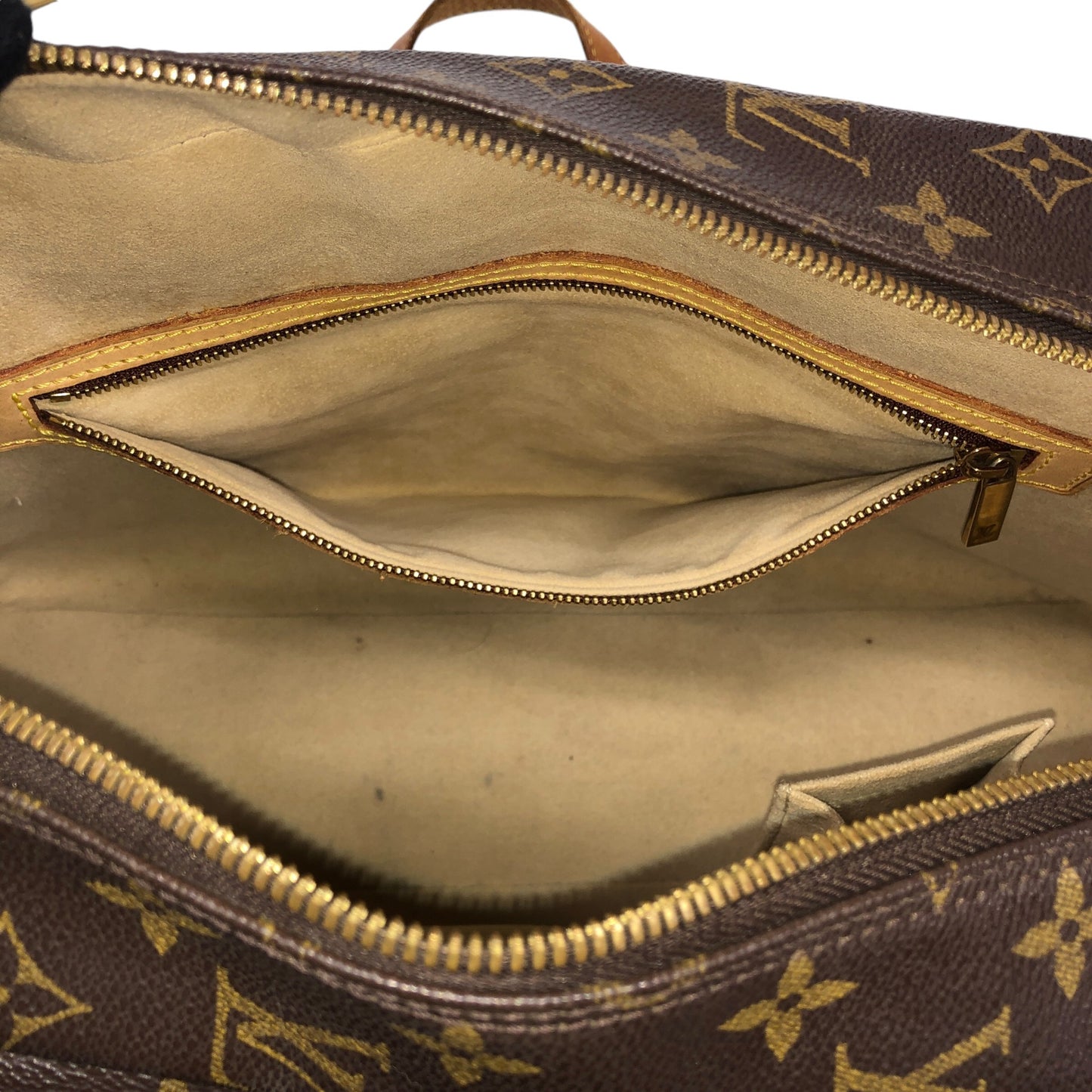 Monogram Cite GM