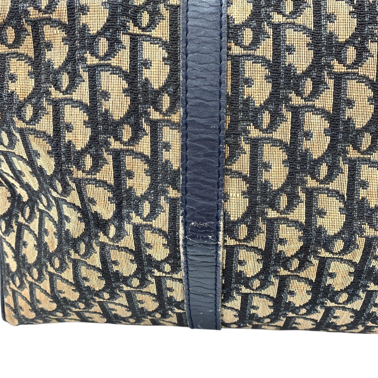 Trotter Boston Bag