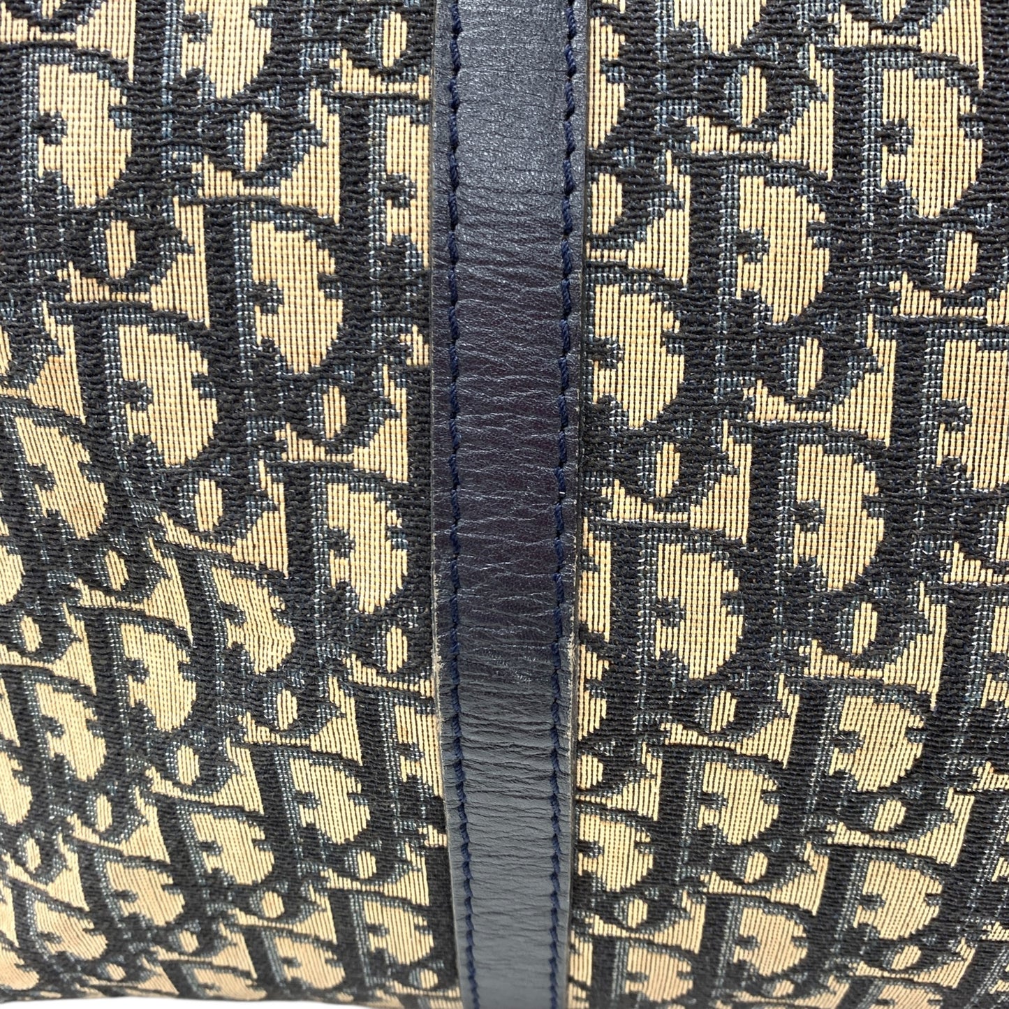 Trotter Boston Bag