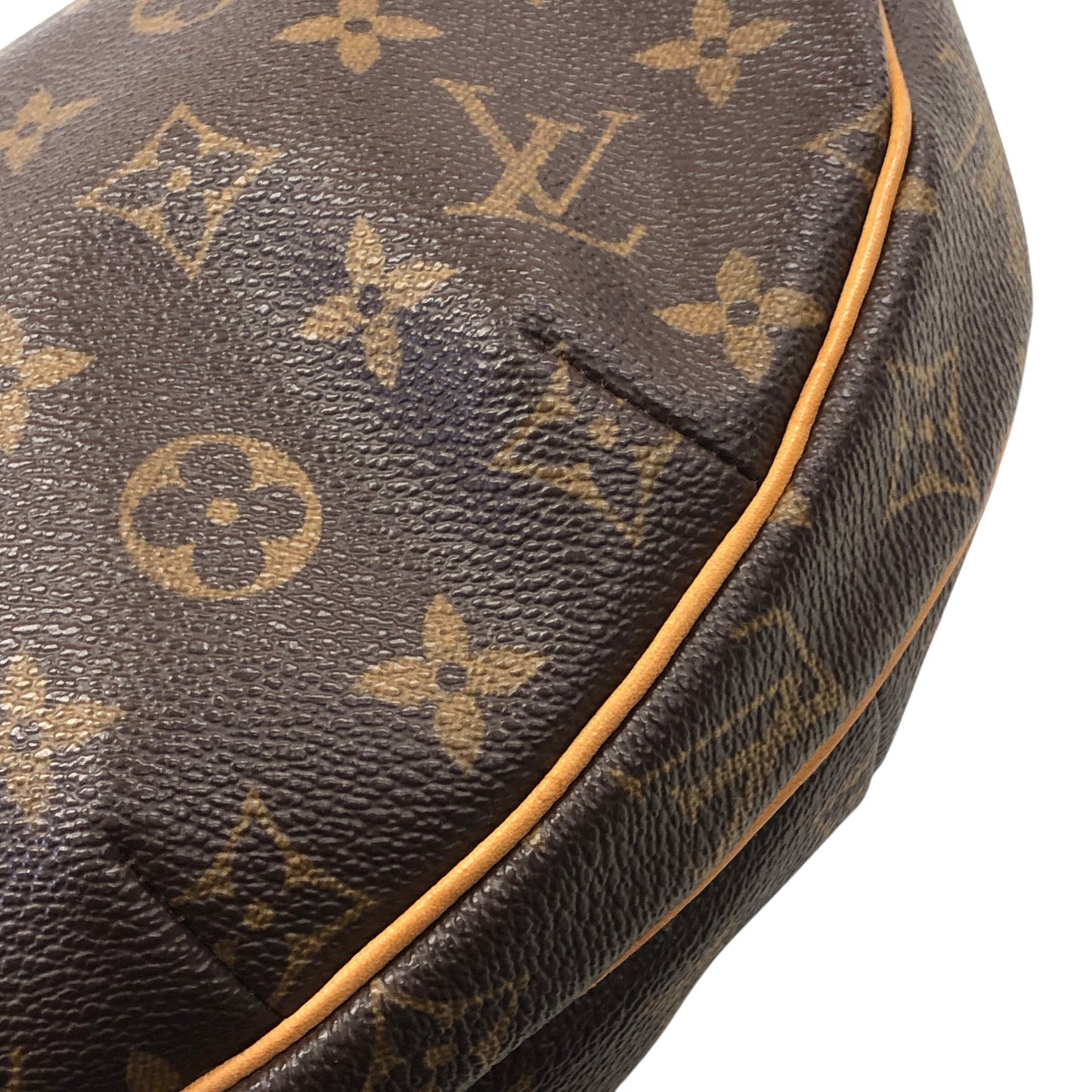 Monogram Croissant MM