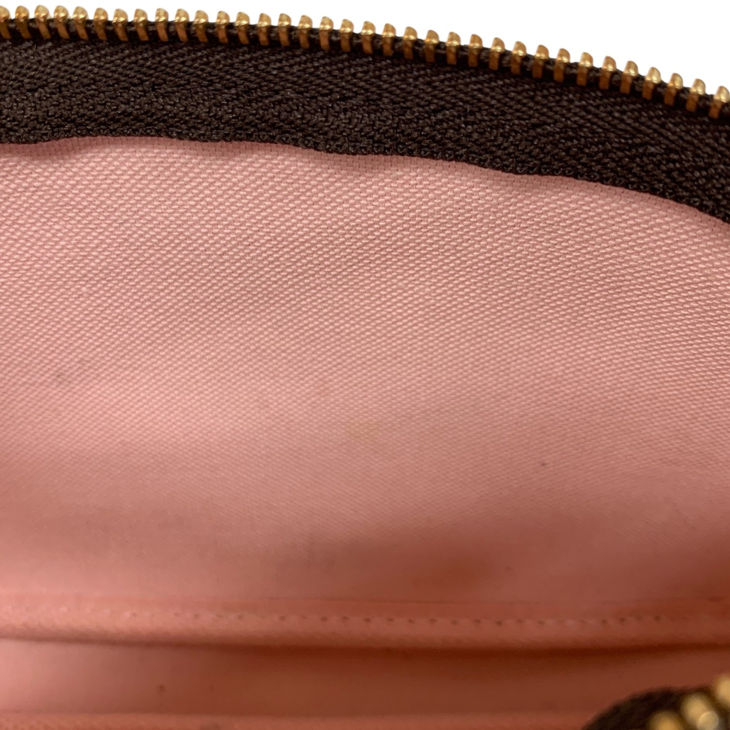 Damier Ebene Illustre Vivienne Mini Chain Pochette Accessoires