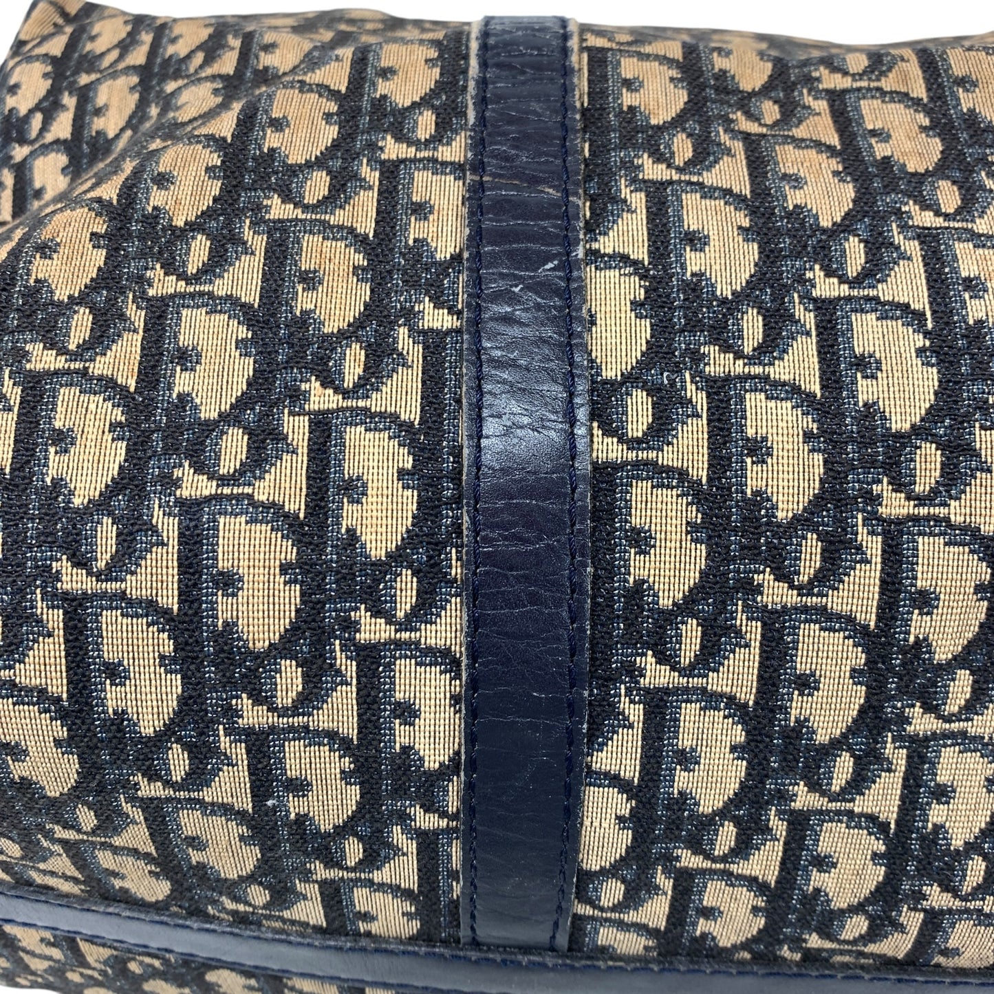 Trotter Boston Bag