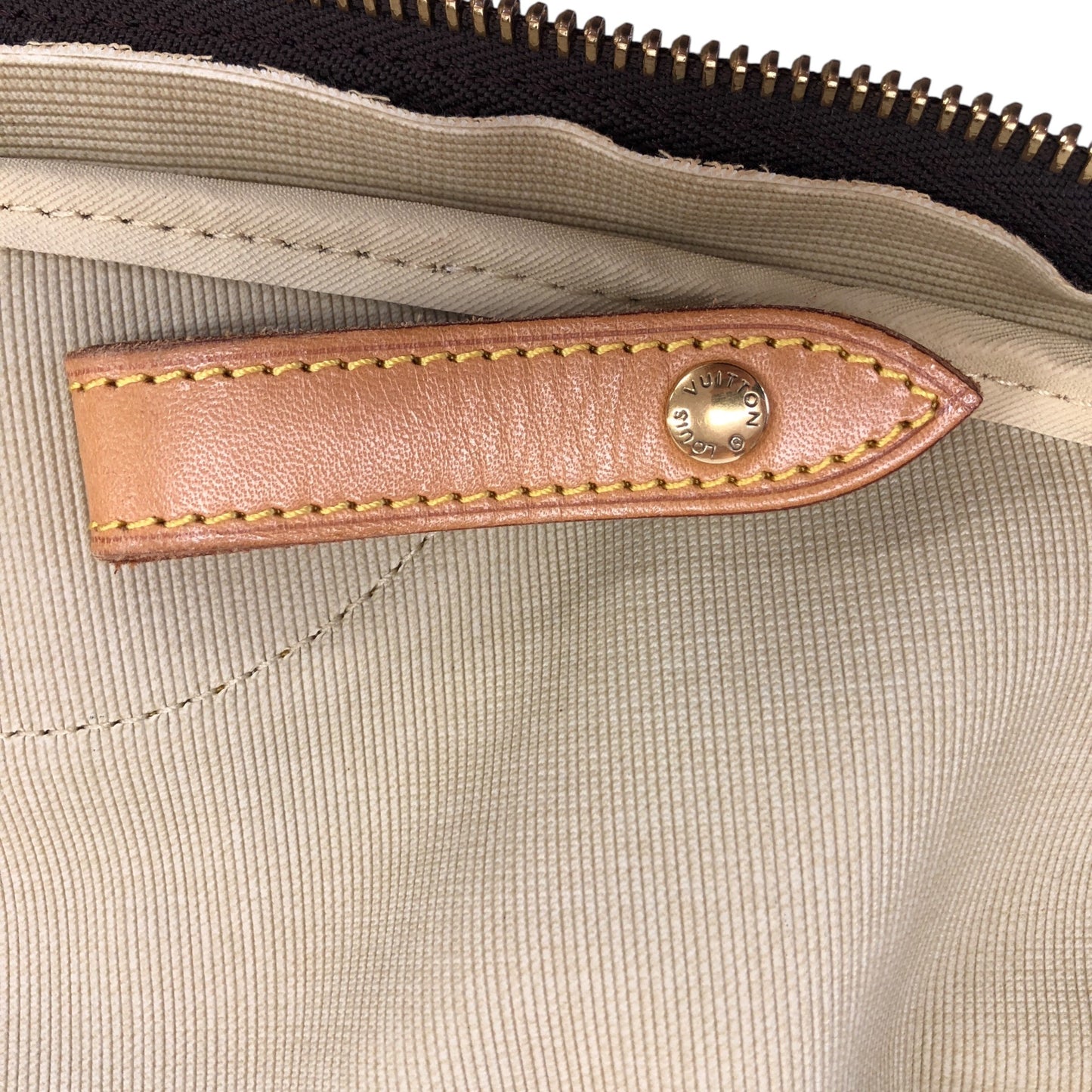 Monogram Alize 1 Poche