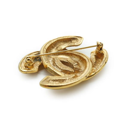 CC Gold Plated Quilted Costume Small Brooch