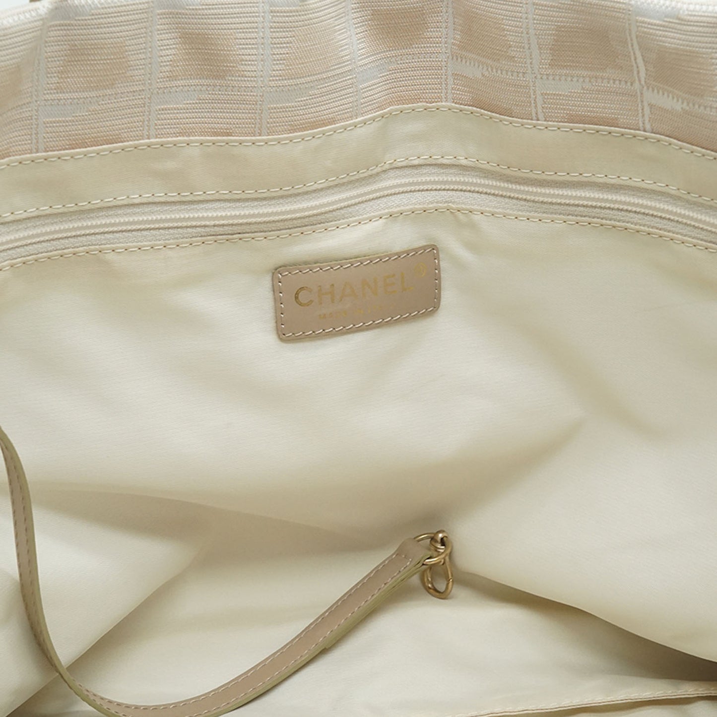 Travel Line Beige Mat Gold Nylon Tote