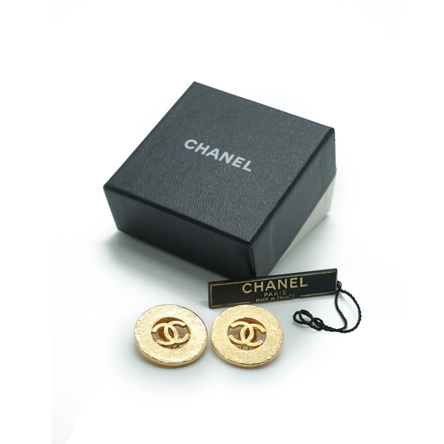 CC Round Gold Earrings 94P