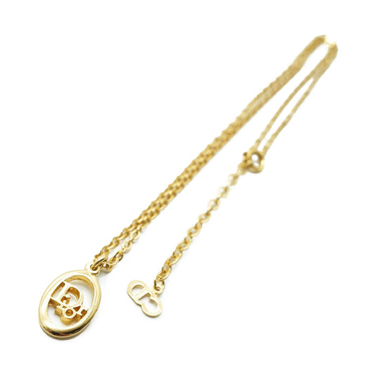 Oblique Logo Oval Pendant Chain Necklace