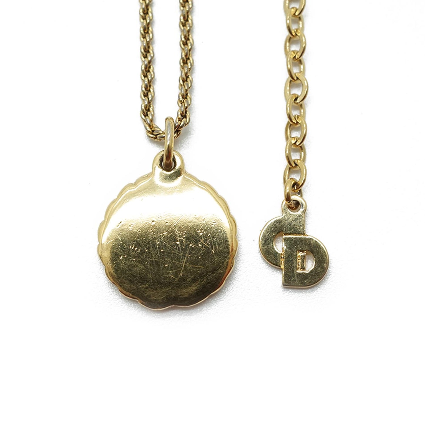 Laurel Gold Medallion Necklace