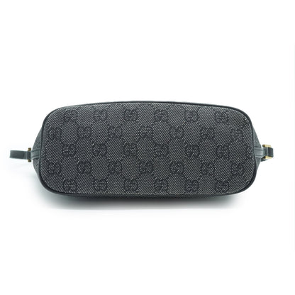 GG Canvas Boat Pochette