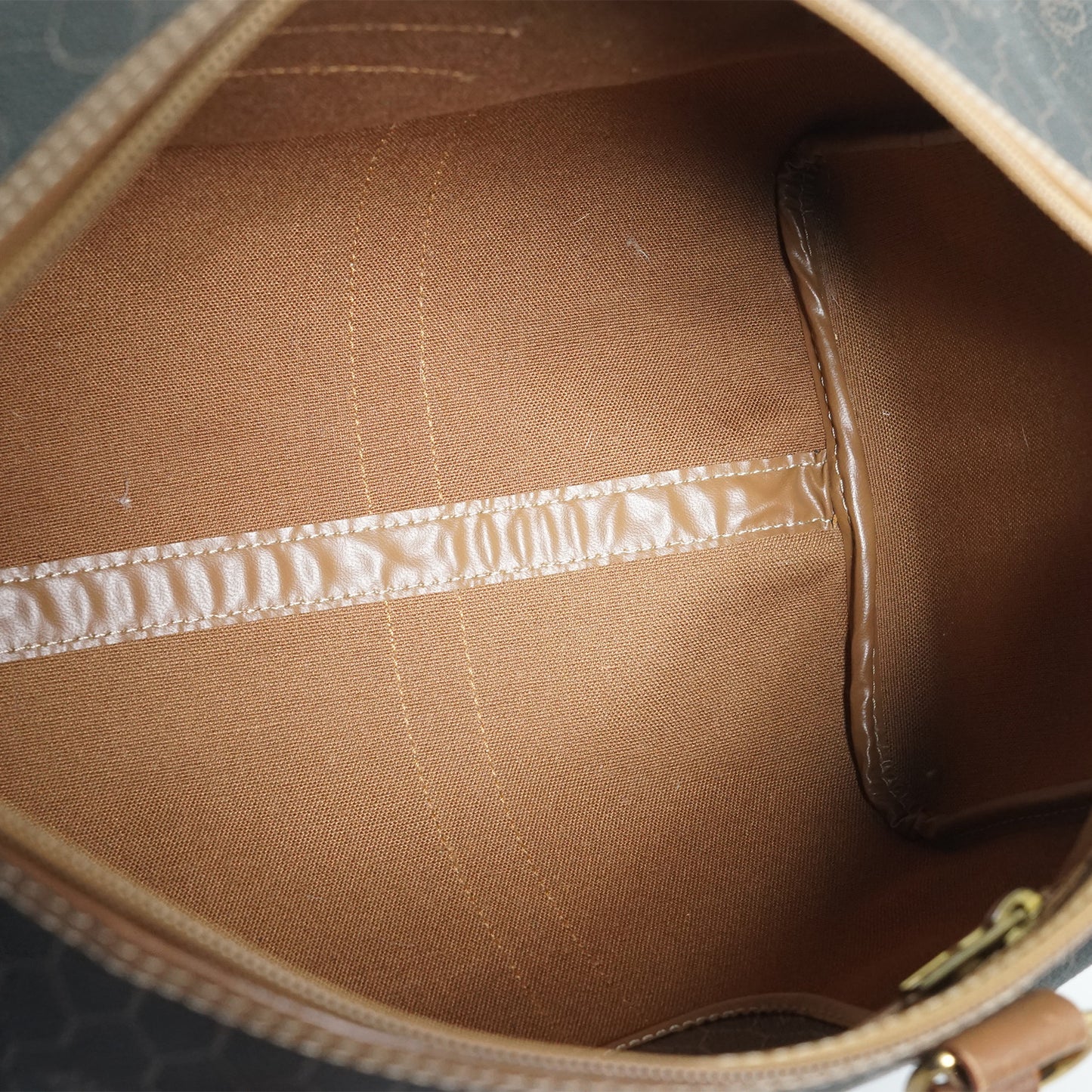 Honeycomb Boston Bag