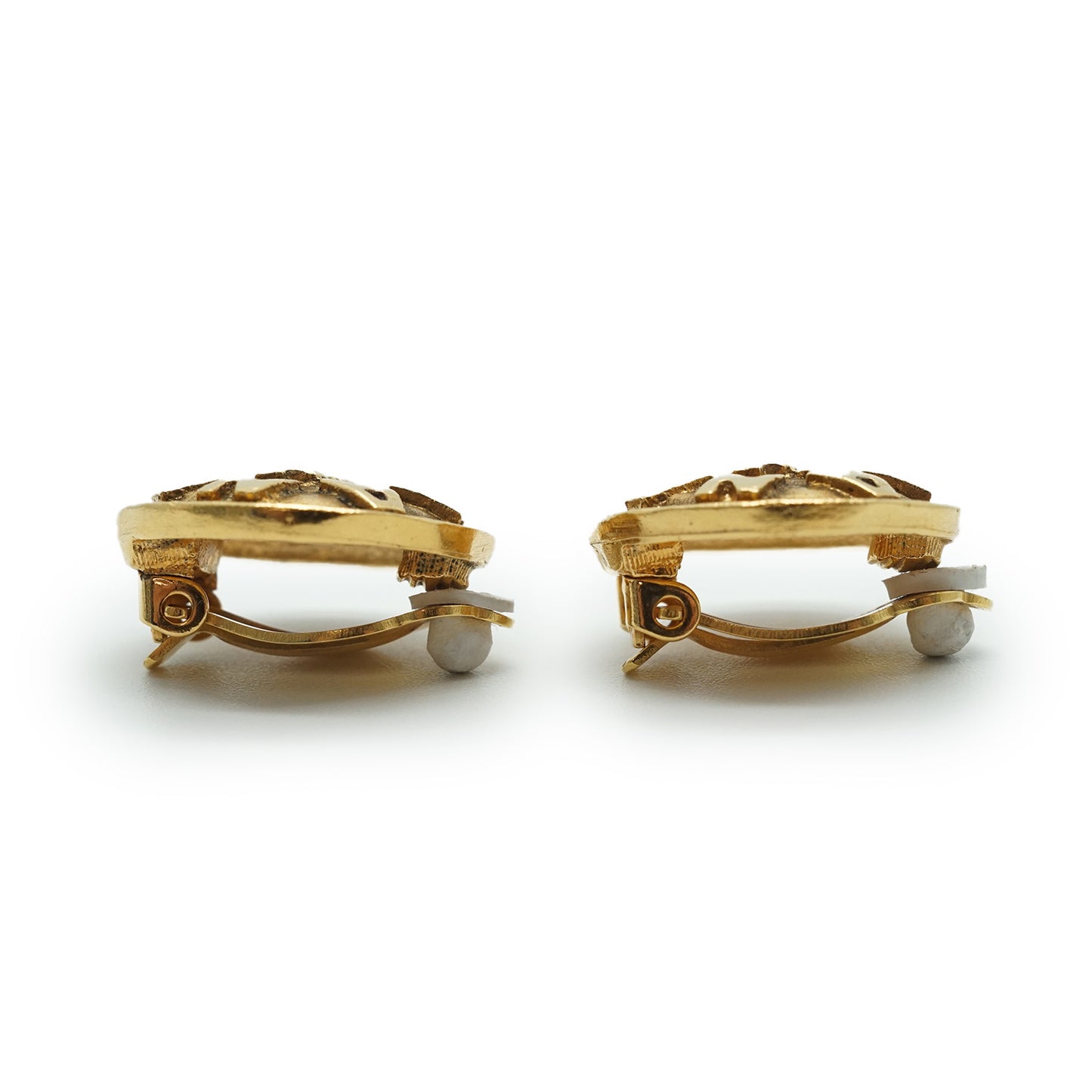 Letter Logo Lion Button Clip Earrings GP