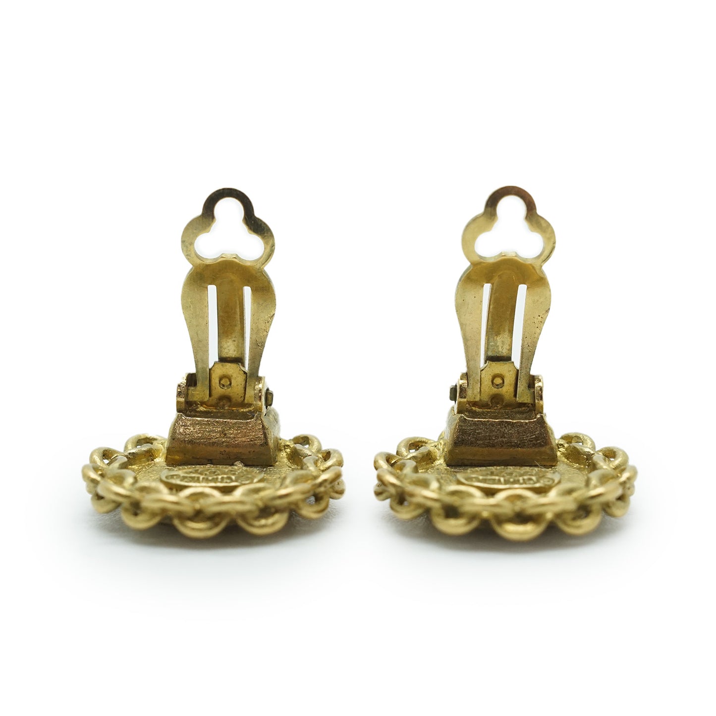 Coco Mark Chain Round Clip Earrings GP
