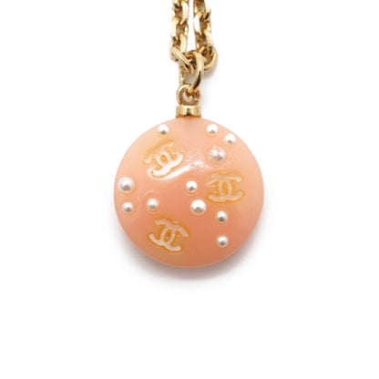 CC Logo Pearl Round Pendant Chain Necklace