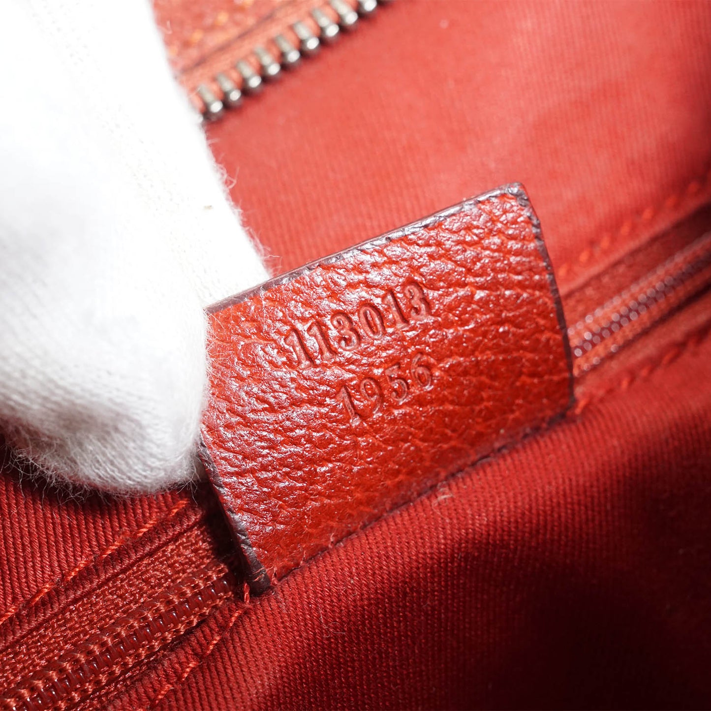 GG Canvas Square Messenger Bag