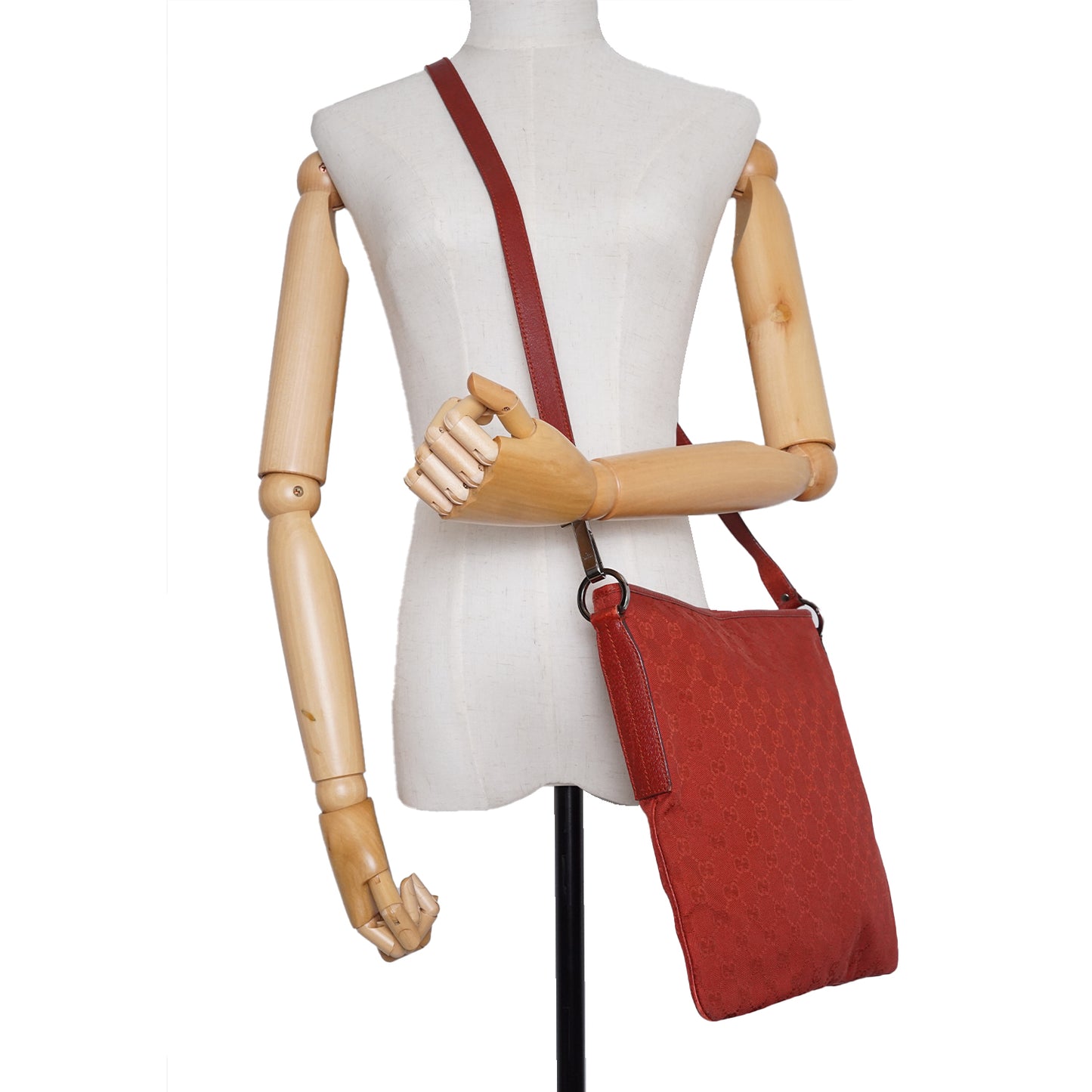 GG Canvas Square Messenger Bag