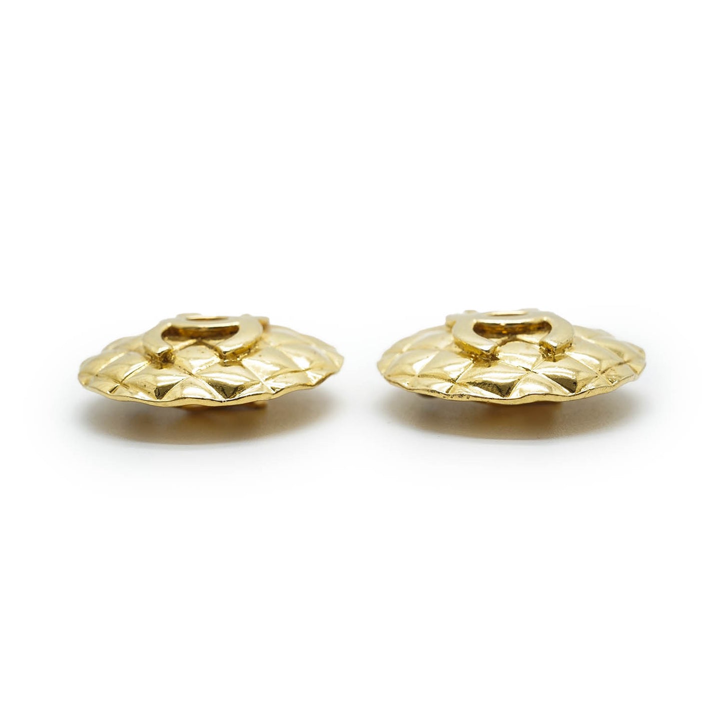 Coco Mark Matelasse Round Clip Earrings GP