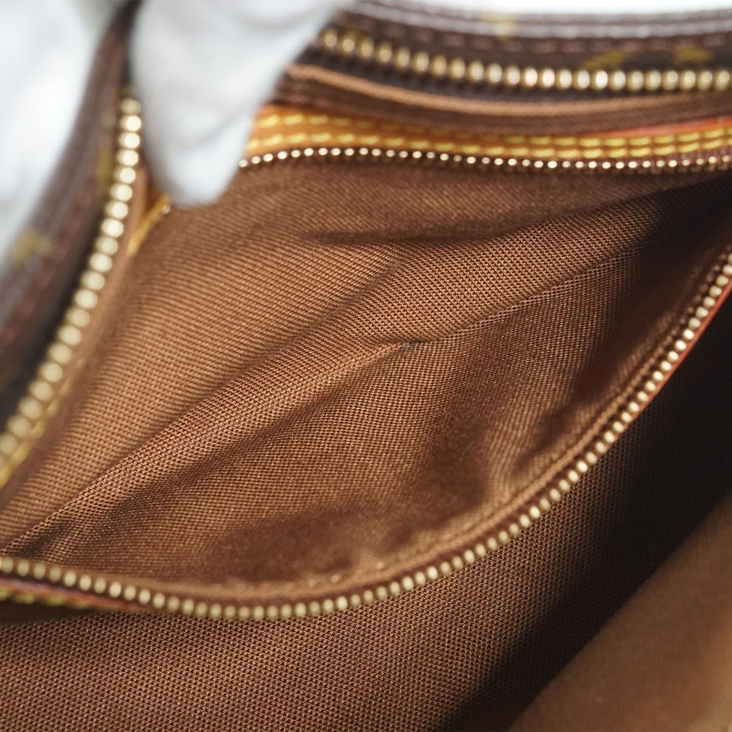 Monogram Trotteur