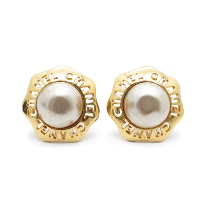 Artificial Pearl Flower Round Clip Earrings