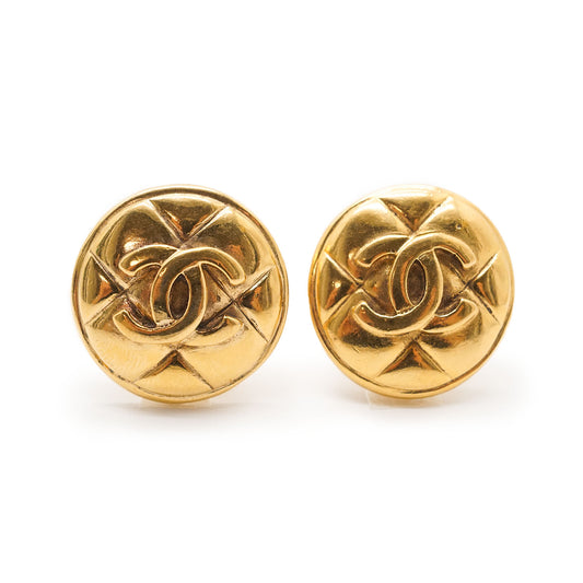 CC Logo Matelasse Button Clip Earrings GP