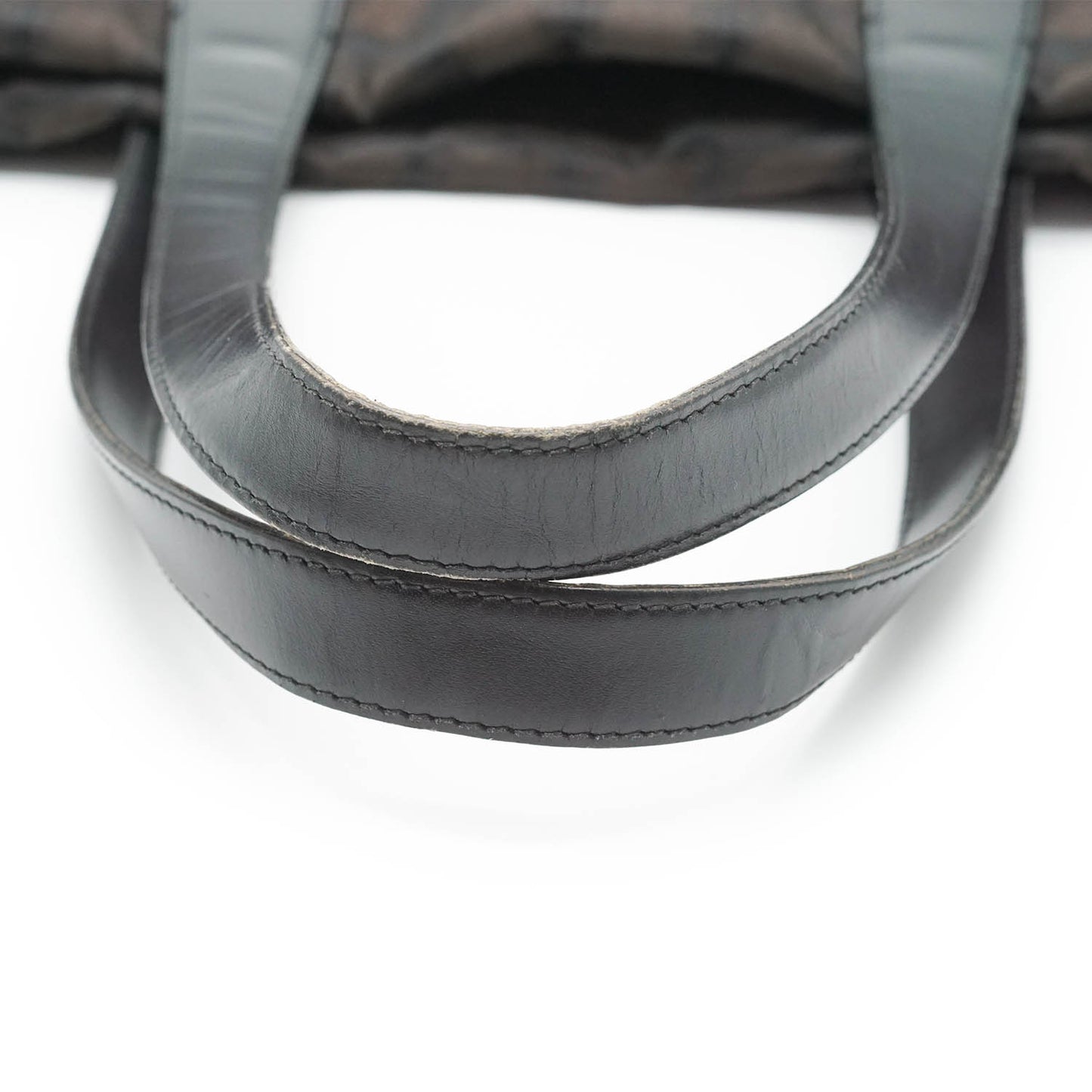 New Travel Line Tote MM