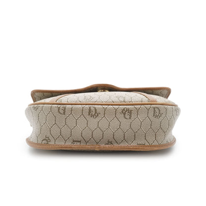 Honeycomb Flap Crossbody Bag