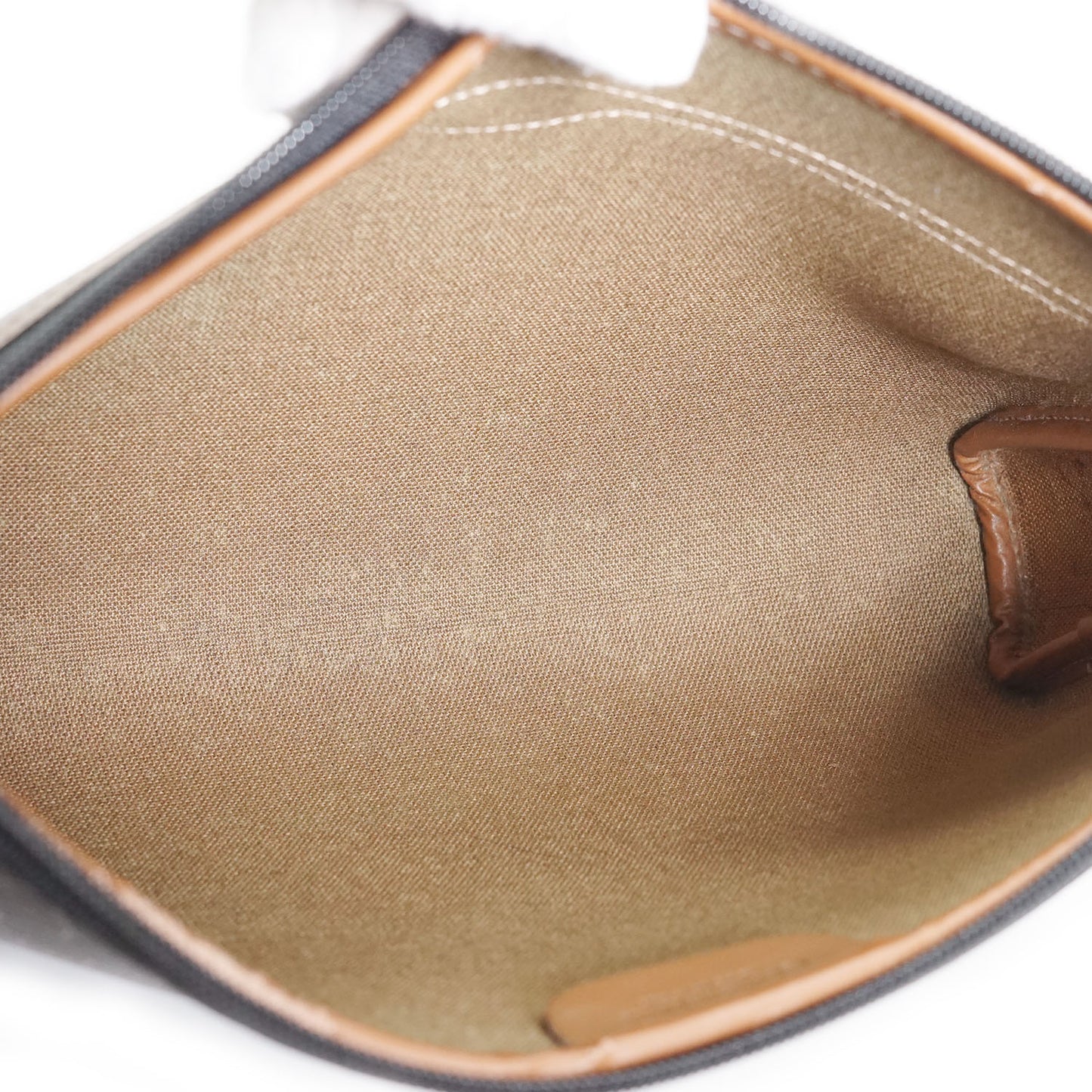 Honeycomb Pouch