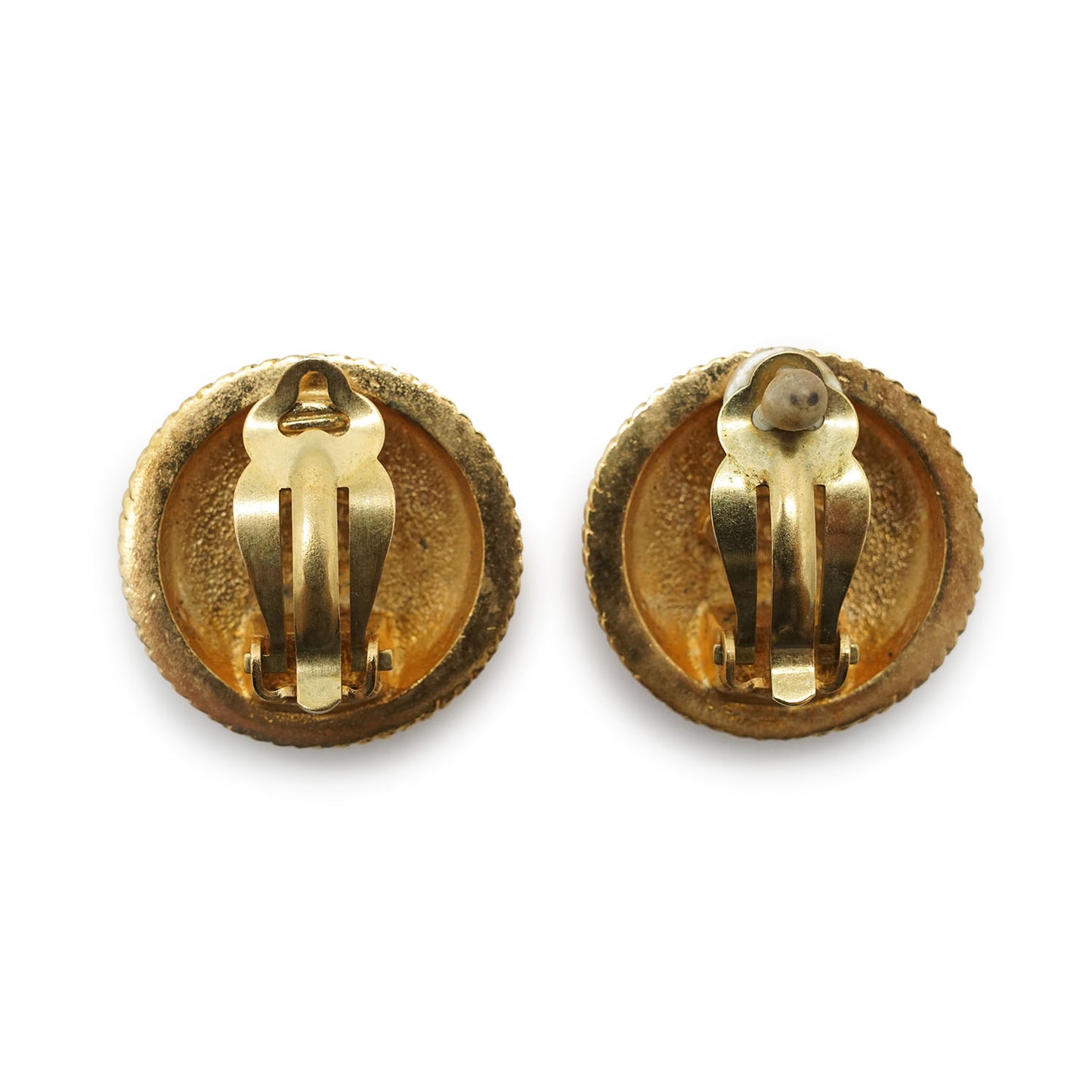 CC Logo Twisted Rope Round Clip-On Earrings GP