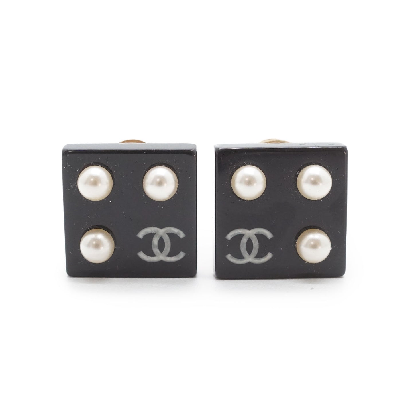 CC Logo Artificial Pearl Square Clip-On Earrings GP