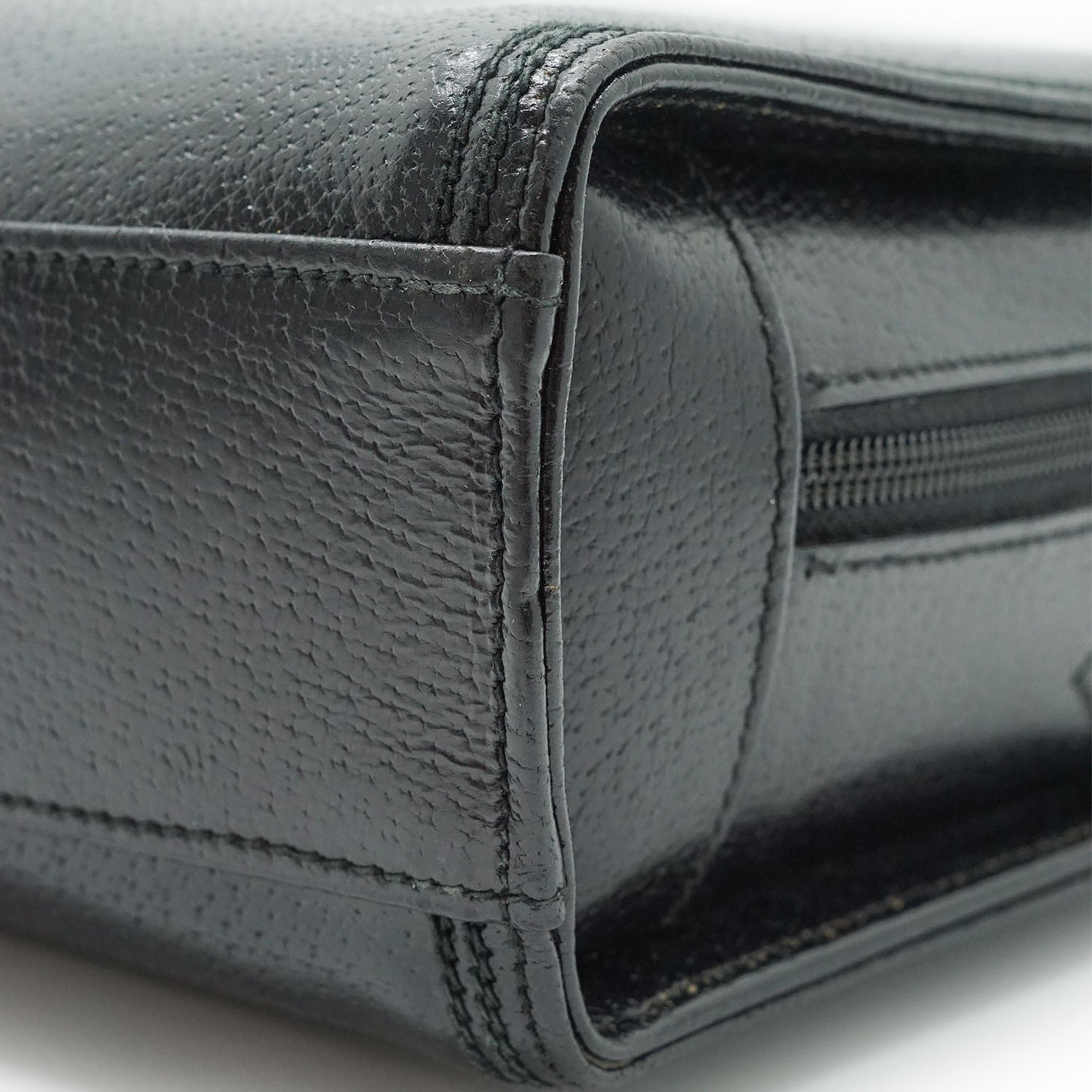 Vintage Zip-Around Shoulder Bag