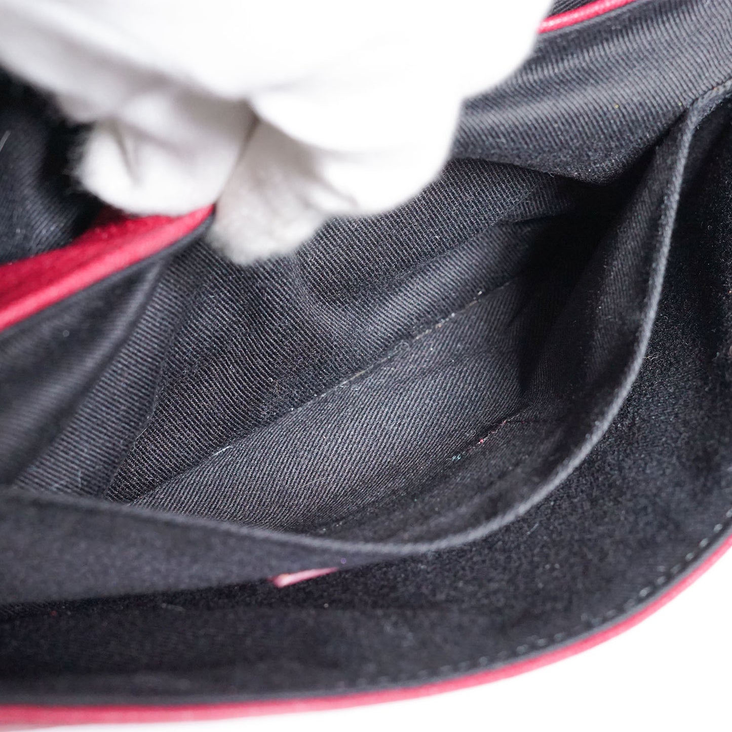 Scalloped Cut-out Detail Pouch
