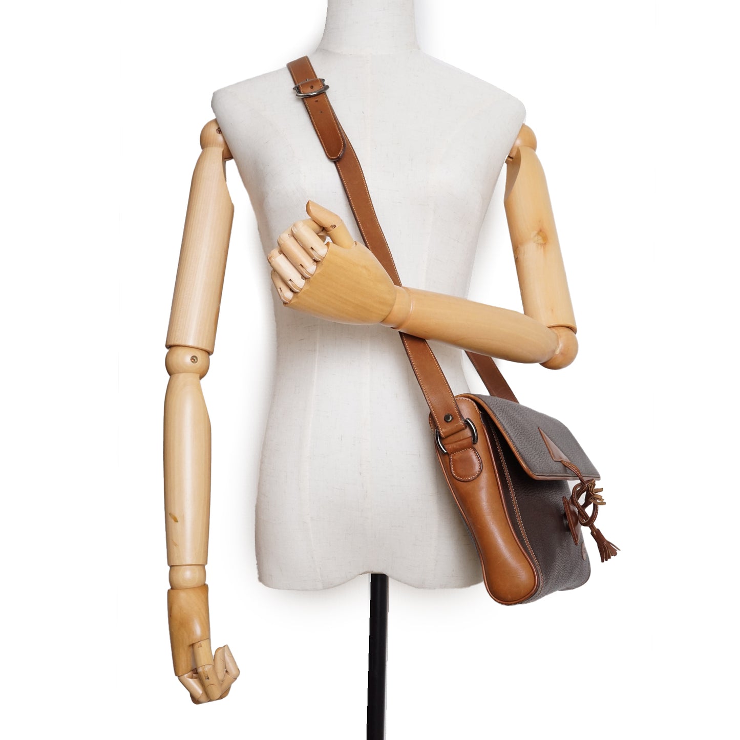 Vintage Triangle Detail Shoulder Bag