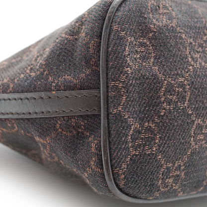 GG Canvas Boat Pochette
