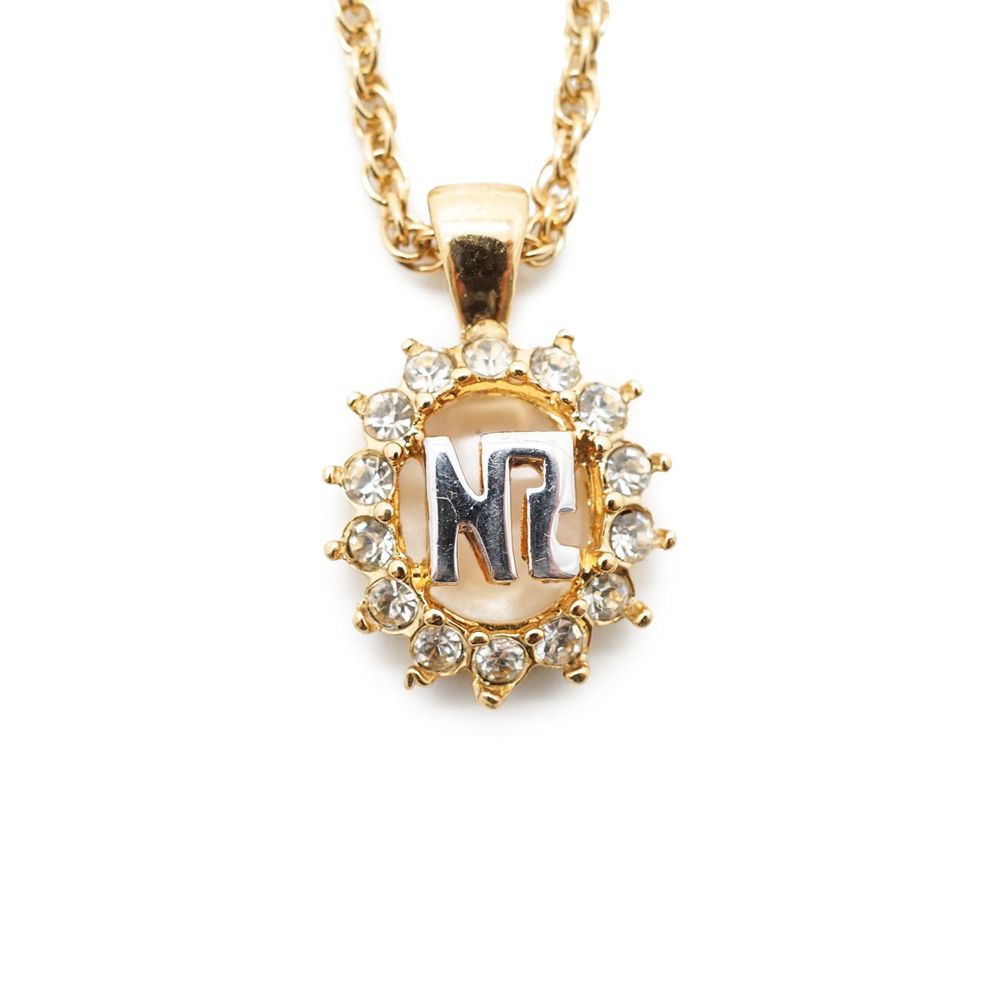 NR Rhinestone Circle Pendant Necklace