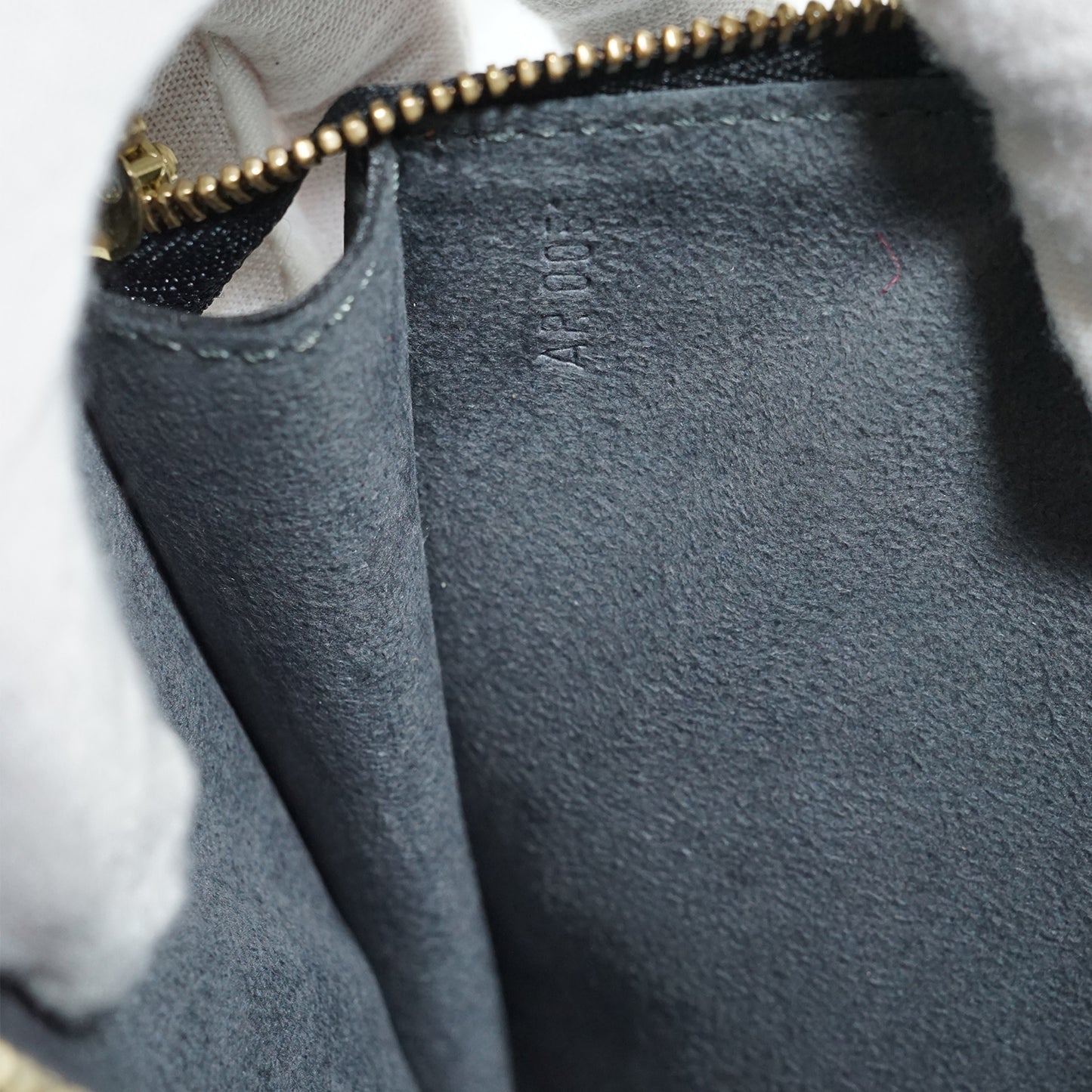 Epi Pochette Accessoires