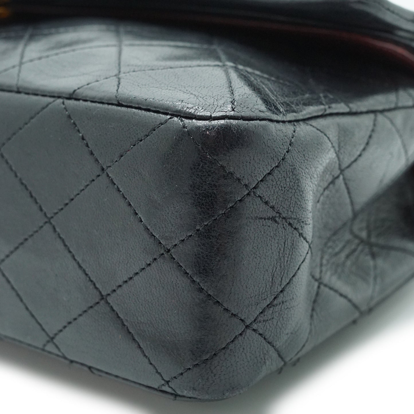 Double Flap Matelasse 25 Lambskin Chain Shoulder Bag